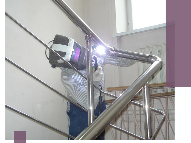 Монтаж перил и ограждений качественно в Камышине