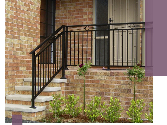 Уличные перила из металла под ключ в Камышине