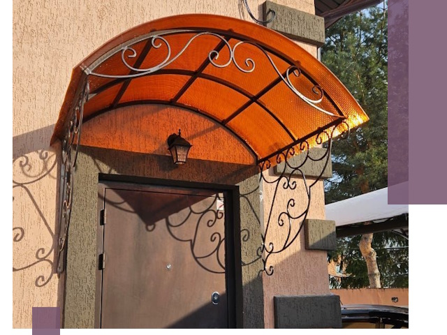 Демонтаж козырьков в Камышине быстро и безопасно