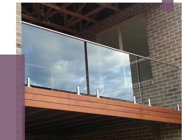 Стеклянные парапеты на крыше и террасе в Камышине от 11561 руб. | ПРОЛЁТ-Кмш