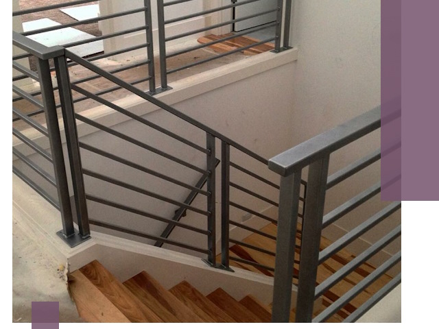 Изготовление поручней из металла и дерева в Камышине